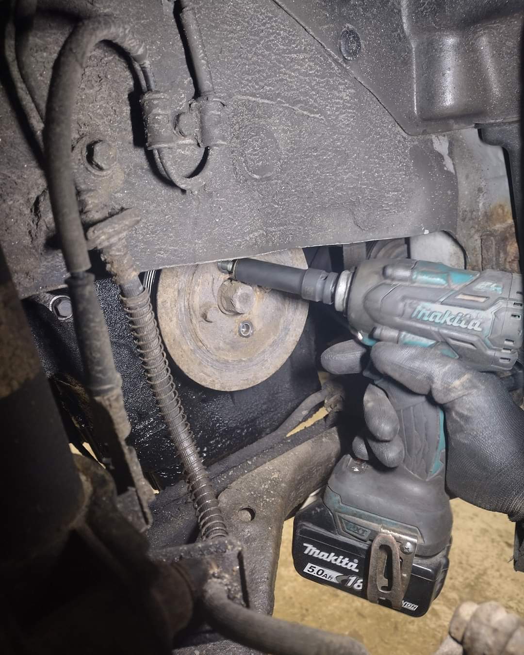 Jakohihnan vaihto | Korjaamo Uki